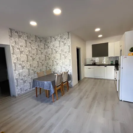 Házikon 1 Apartamento Nyíregyháza